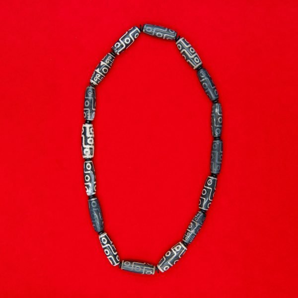 Highly Prized Tibetan 9-Eye Dzi Beads Necklace