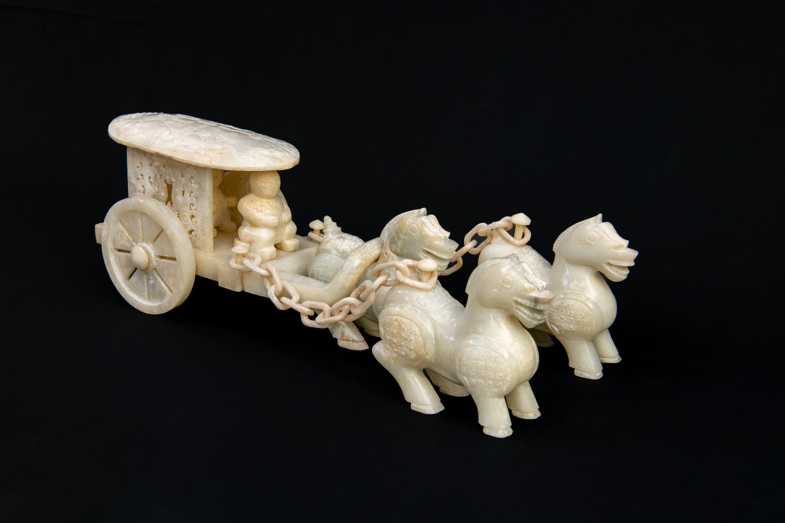 Western Han Dynasty White Jade Horse-Drawn Carriage