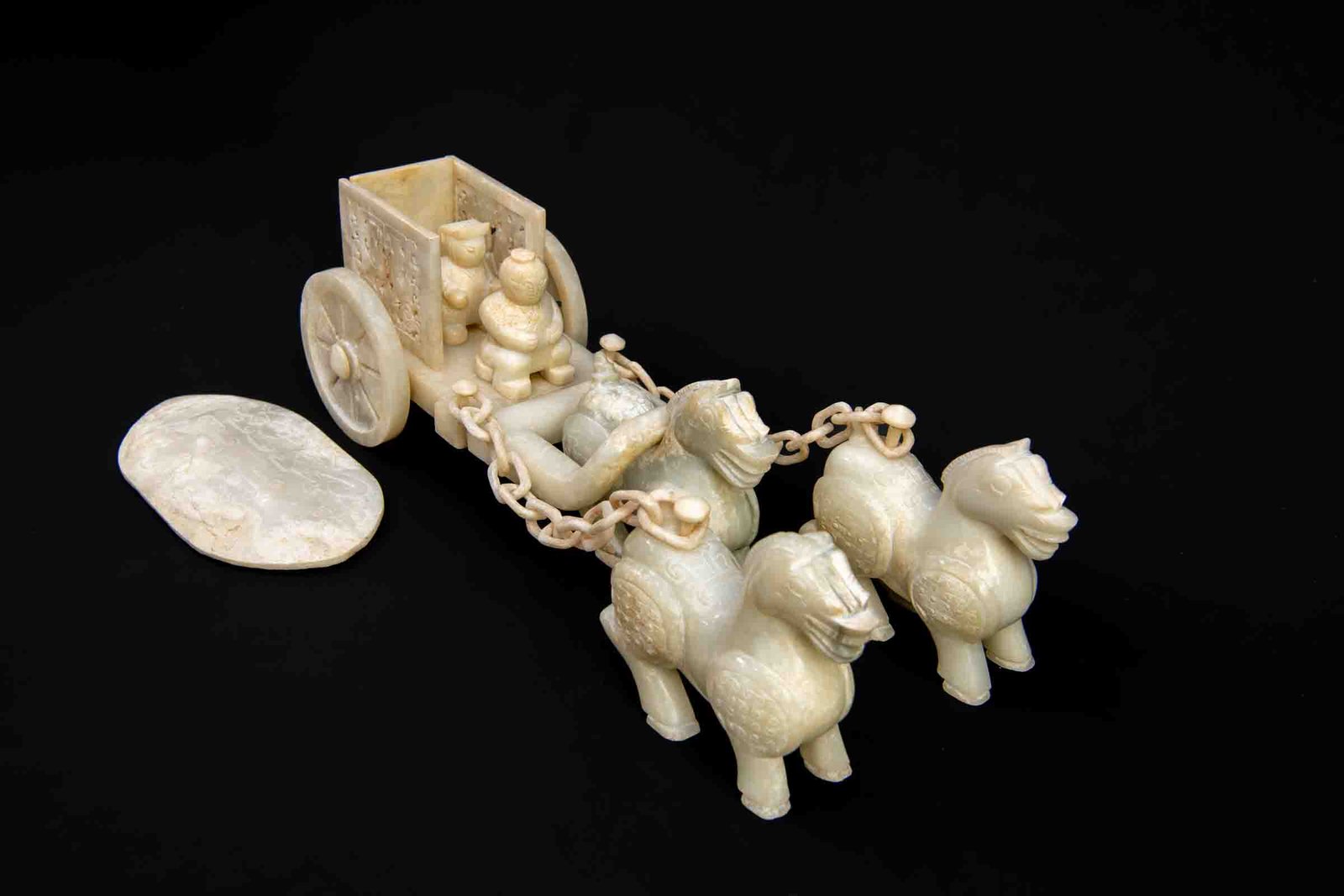 Western Han Dynasty White Jade Horse-Drawn Carriage - Image 5