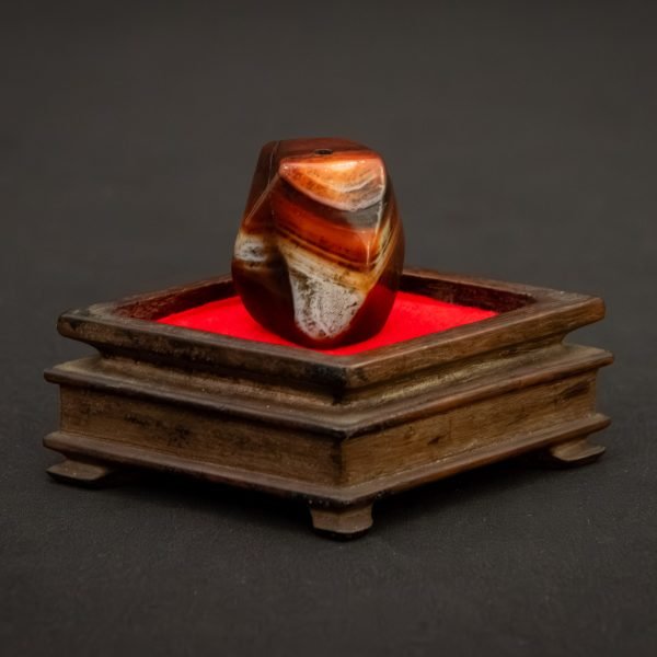 Warring States Period Wrapped Silk Agate China, 475–221 BCE